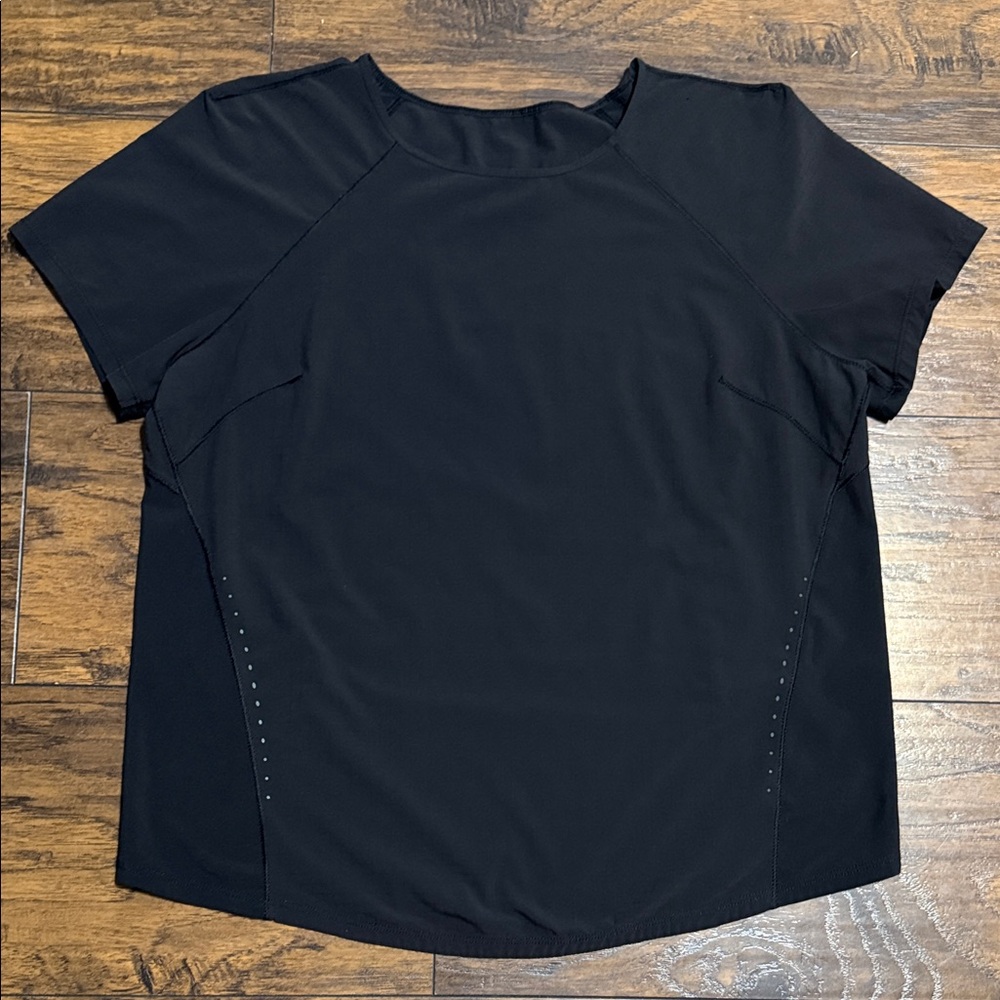 lululemon athletica Midnight Black Short Sleeve Top